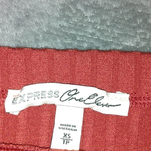 Tight pencil skirt - Picture 2 of 5